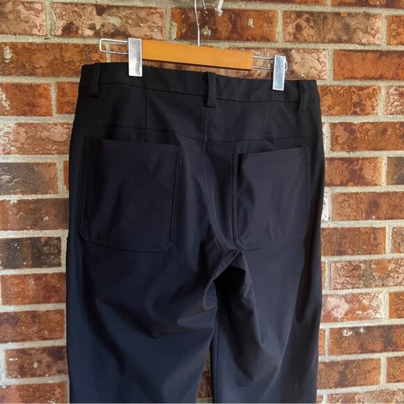 Lululemon ABC Pant Classic *30" Black EUC - Picture 12 of 16